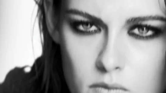 Kristen Stewart lets her eyes do the talking- #EyeCanBe a Tomboy - CHANEL