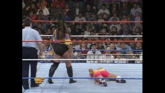 Alundra Blayze  vs. Bull Nakano (Summerslam 1994 )