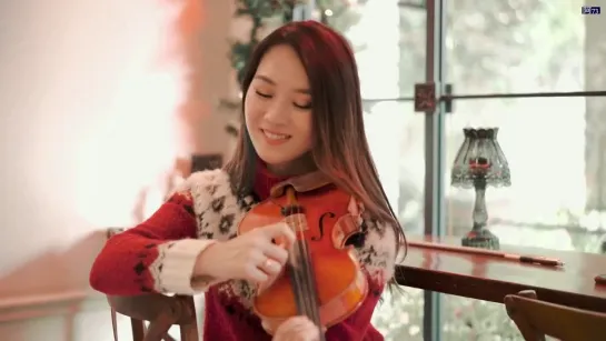 Kezia Amelia (from Indonesia) –  Holly Jolly Christmas (violin cover)