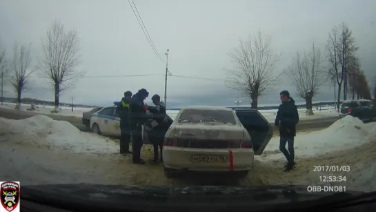 03.01.2017 Воткинск. Задержание пьяницы на десятке на ул. Мира (Удмуртия)