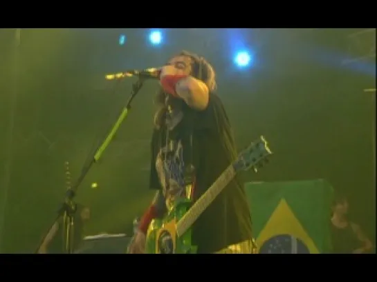 Cavalera Conspiracy - Live in France..