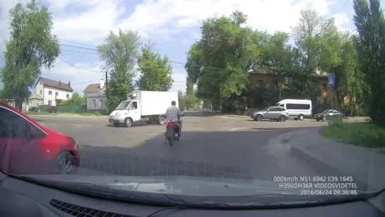 ДТП 24.06.2016, Воронеж, ул. Солнечная и ул. 45 Стрелковой Дивизии