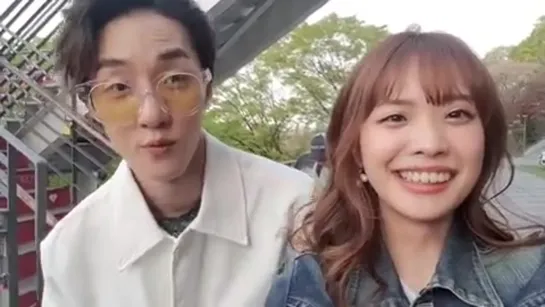 [VIDEO] Zion.T with fan at KOLON SPORT X GREEN ALLURE