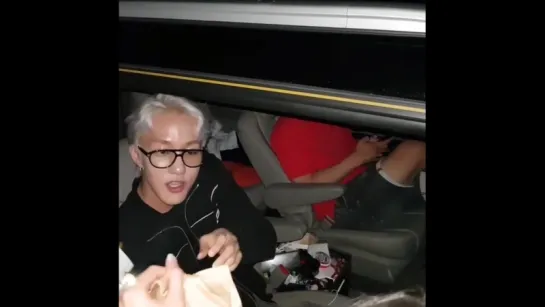 [FANCAM] Zion.T after concert (11.08.2018)