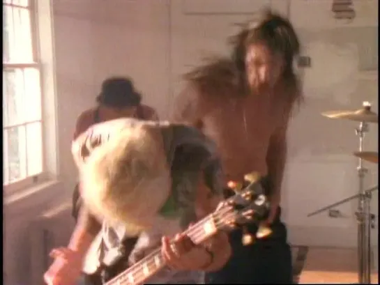 Red Hot Chili Peppers - Knock Me Down