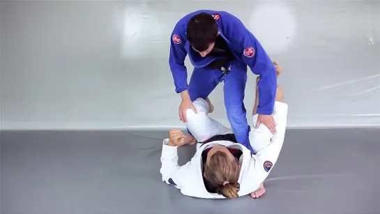 Adam Wardziński - Worm Butterfly - Lapel Hook Sweep