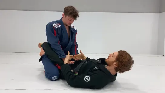 Jon Thomas - Breaking Posture in Closed Guard ( The Complete Guide )