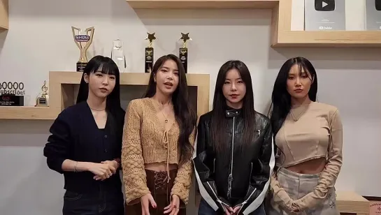 28.09.22 MAMAMOO в инстаграме mjcjireh_49