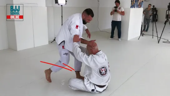 Дауд Адаев - Daud Adaev guard pass breakdown #bjjfreaks_TV