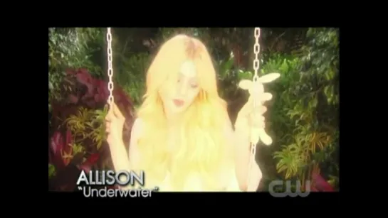 Allison Harvard - Underwater