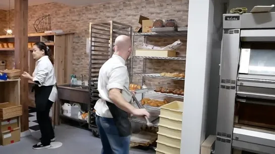 Amazing French baker and his Japanese bakery