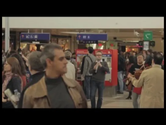 Flashmob auf'm Westbahnhof zu Wien