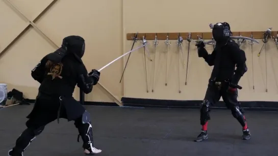 HEMA instructors fighting with the Polish saber - Lee Smith vs. Richard Marsden