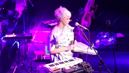 ONUKA - LIVE PERFORMANCE / KIEV @ SENTRUM 2014