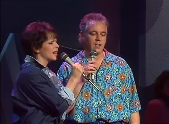 Lori Spee  Gary Brooker - Two Fools In Love • TopPop