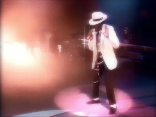 SMOOTH CRIMINAL [4K] WEMBLEY 88 - Michael Jackson