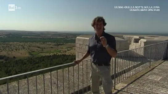 Castel Del Monte, Isola di Pasqua, il cimitero gioioso