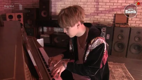 [BANGTAN BOMB] WINGS Short Film Special - First Love (SUGAs Playing the piano)