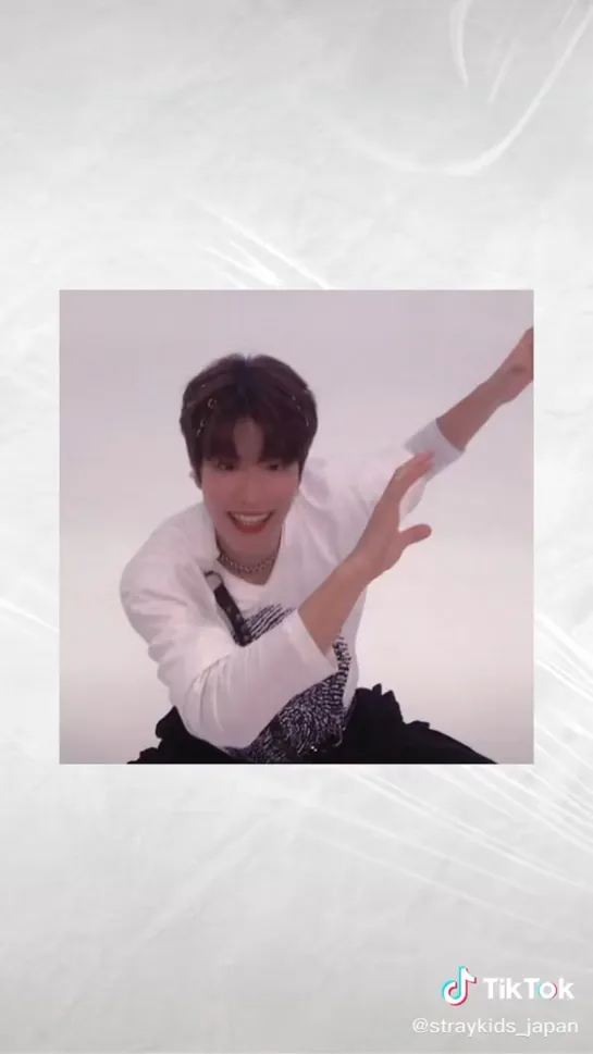 [211213] Stray Kids » TikTok (@.straykids_japan) »