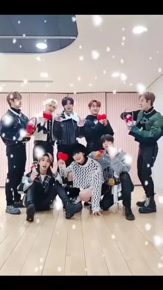 [211130] Stray Kids » IG Reels (@.realstraykids) »