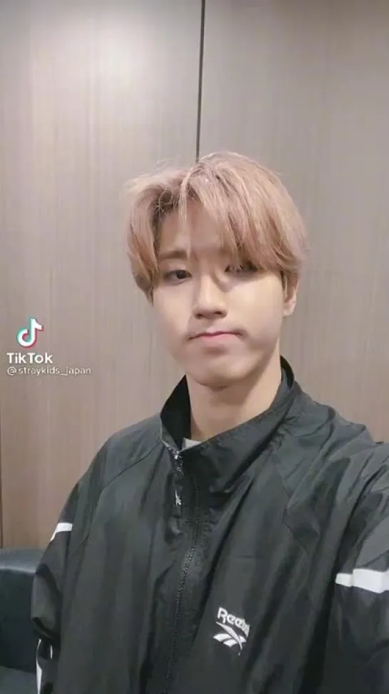 [211002] Stray Kids » TikTok (@.straykids_japan) »