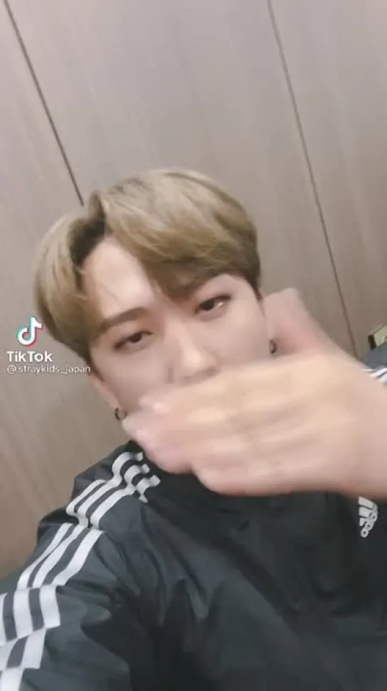 [211001] Stray Kids » TikTok (@.straykids_japan) »