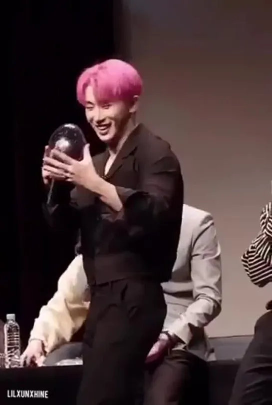 [VK][190224] MONSTA X fancam (Wonho focus) @ Yeongdeungpo Fansign