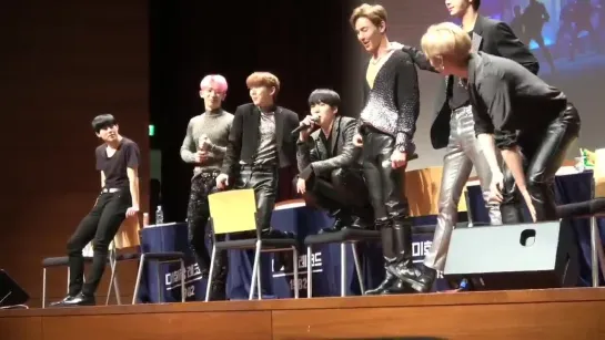 [VK][190303] MONSTA X fancam @ Hongdae Fansign