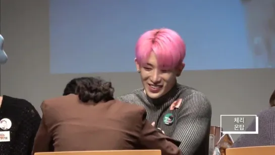 [VK][190303] MONSTA X fancam (Wonho focus) @ Hongdae Fansign