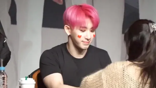 [VK][190302] MONSTA X fancam (Wonho focus) @ Gangnam Fansign