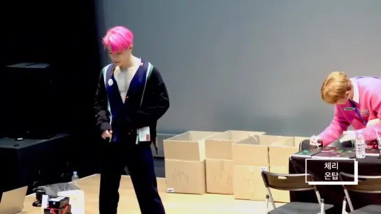 [VK][190221] MONSTA X fancam (Wonho focus) @ Synnara Fansign