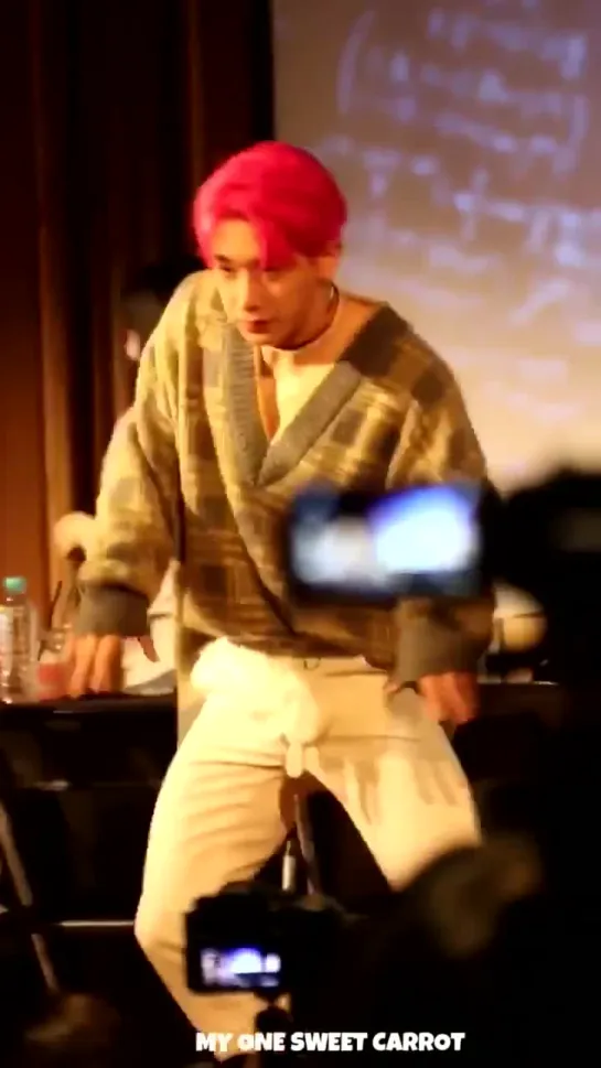 [VK][190222] MONSTA X fancam (Wonho focus) @ Yoido Fansign