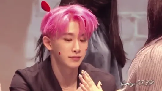 [VK][190224] MONSTA X fancam (Wonho focus) @ Yeongdeungpo Fansign