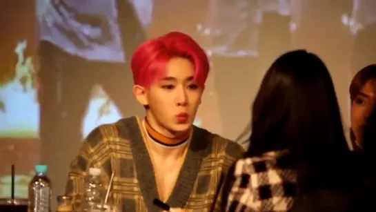 [VK][190222] MONSTA X fancam (Wonho focus) @ Yoido Fansign