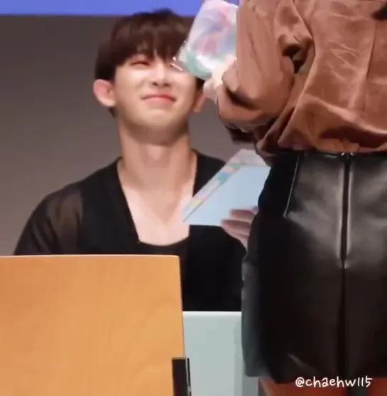 [VK][181125] MONSTA X fancam (Wonho focus) @ Apgujeong Fansign