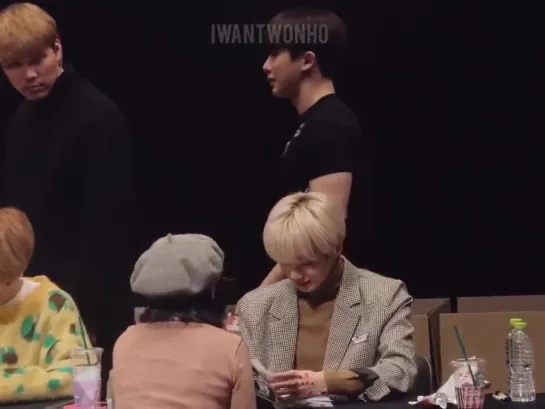 [VK][181124] MONSTA X fancam (Wonho focus) @ Suwon Fansign