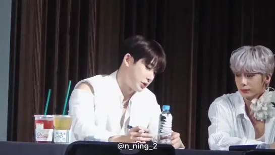 [VK][181111] MONSTA X fancam (Wonho focus) @ Gangnam Fansign