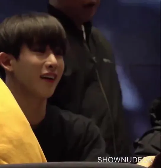 [VK][181110] MONSTA X fancam (Wonho focus) @ Yongsan Fansign