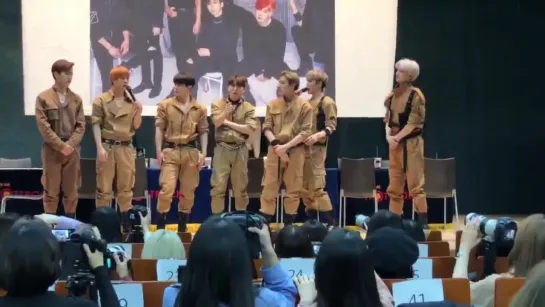 [VK][181102] MONSTA X fancam @ Gangnam Fansign