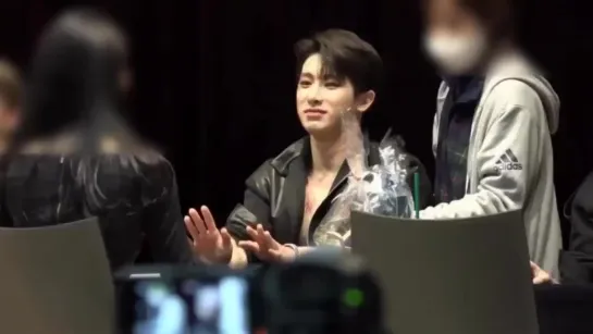 [VK][181028] MONSTA X fancam (Wonho focus) @ Yeongdeungpo Fansign