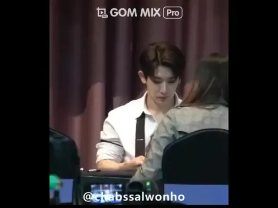 [VK][181027] MONSTA X fancam (Wonho focus) @ Jongno Fansign