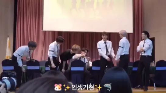 [VK][181027] MONSTA X fancam @ Jongno Fansign