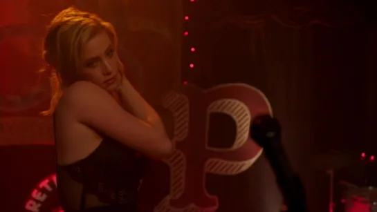 Lili Reinhart Sexy - Riverdale (2017) s02e08 (1080p)