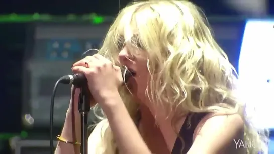 The Pretty Reckless (Taylor Momsen) - Heaven Knows (Live At MGM Festival Grounds, Las Vegas, NV, USA) 2015 ᶠᴴᴰ.