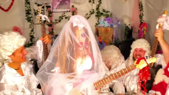 The Great Kat - Mozart's The Marriage Of Figaro Overture (Official Music Video) ᴴᴰ.