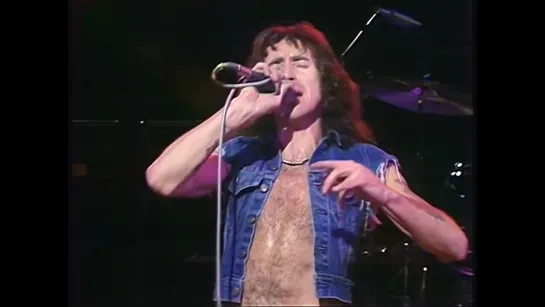 AC⁄DC (Bon Scott) - Live At The Golders Green Hippodrome, London, UK, October 27, 1977. (40') ᴴᴰ.