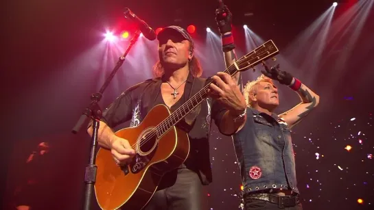 Scorpions - Acoustic Medley (Live In Brooklyn, New York, USA) September 12, 2015 ᴴᴰ.