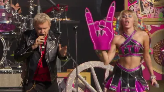 Miley Cyrus & Billy Idol - Nightcrawling  ⁄  White Wedding (Live At The Super Bowl LV) Feb.7, 2021 ᴴᴰ.