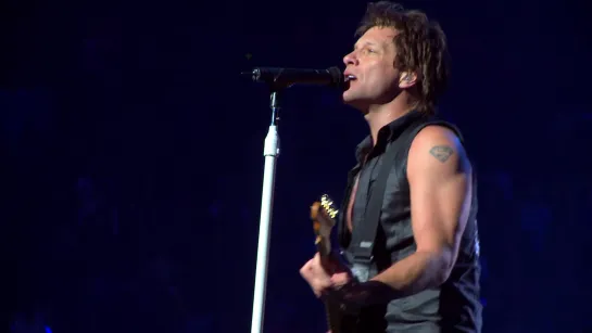 Bon Jovi - Runaway (Live At Madison Square Garden) 2009 ᴴᴰ.