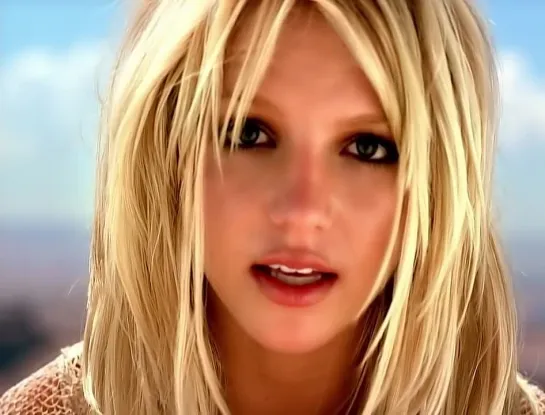 Britney Spears - Im Not A Girl, Not Yet A Woman